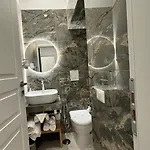 Cuore Urbano Montesanto 4* Νάπολη