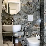 Bed and Breakfast Cuore Urbano Montesanto Νάπολη