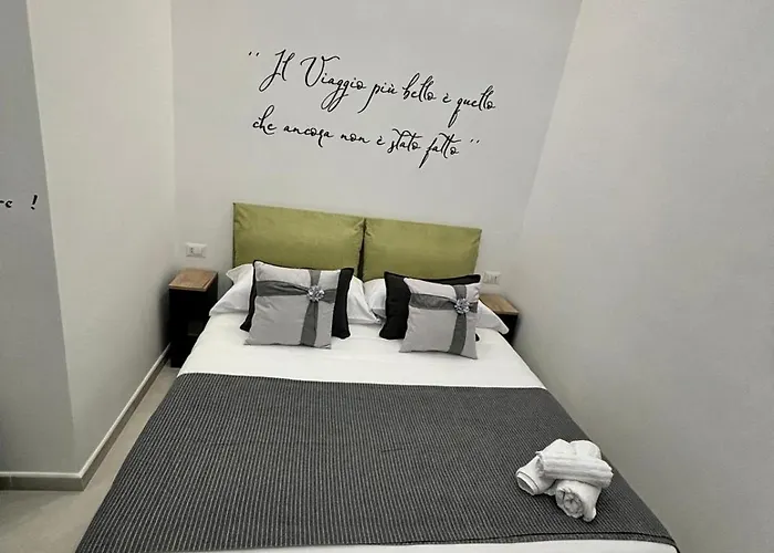 Cuore Urbano Montesanto Bed & Breakfast 4*